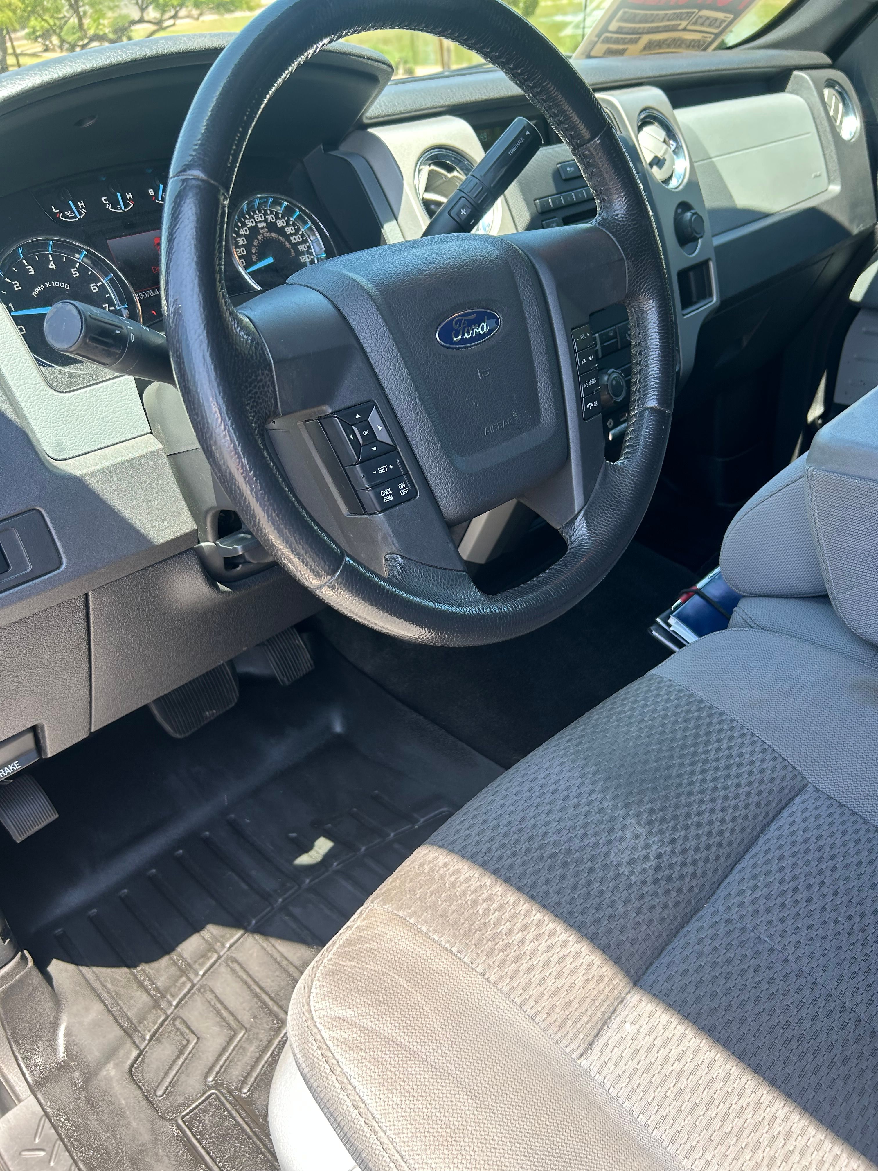 Used 2012 Ford F150 XLT w/ XLT Chrome Pkg RWD image 8