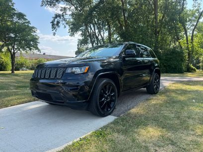 Used 2019 Jeep Grand Cherokee Altitude