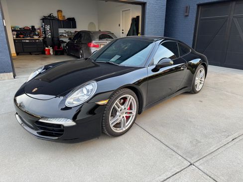 Used 2012 Porsche 911 Carrera S image 32