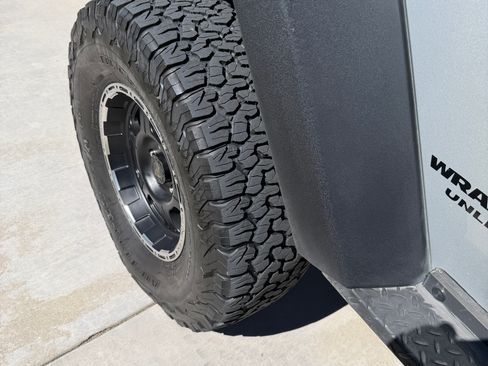 Used 2007 Jeep Wrangler Unlimited Rubicon w/ PWR Convenience Group image 16