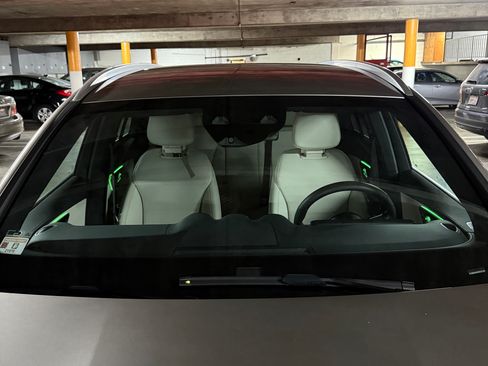 Used 2024 Mercedes-Benz GLC 300 300 Sport Utility 4D image 4