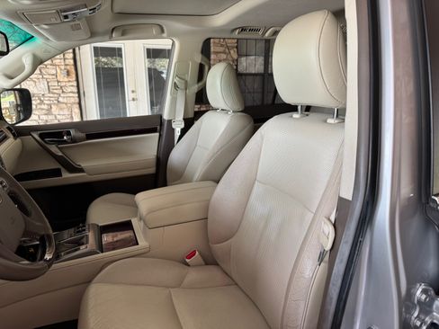 Used 2017 Lexus GX 460 AWD/4WD image 15