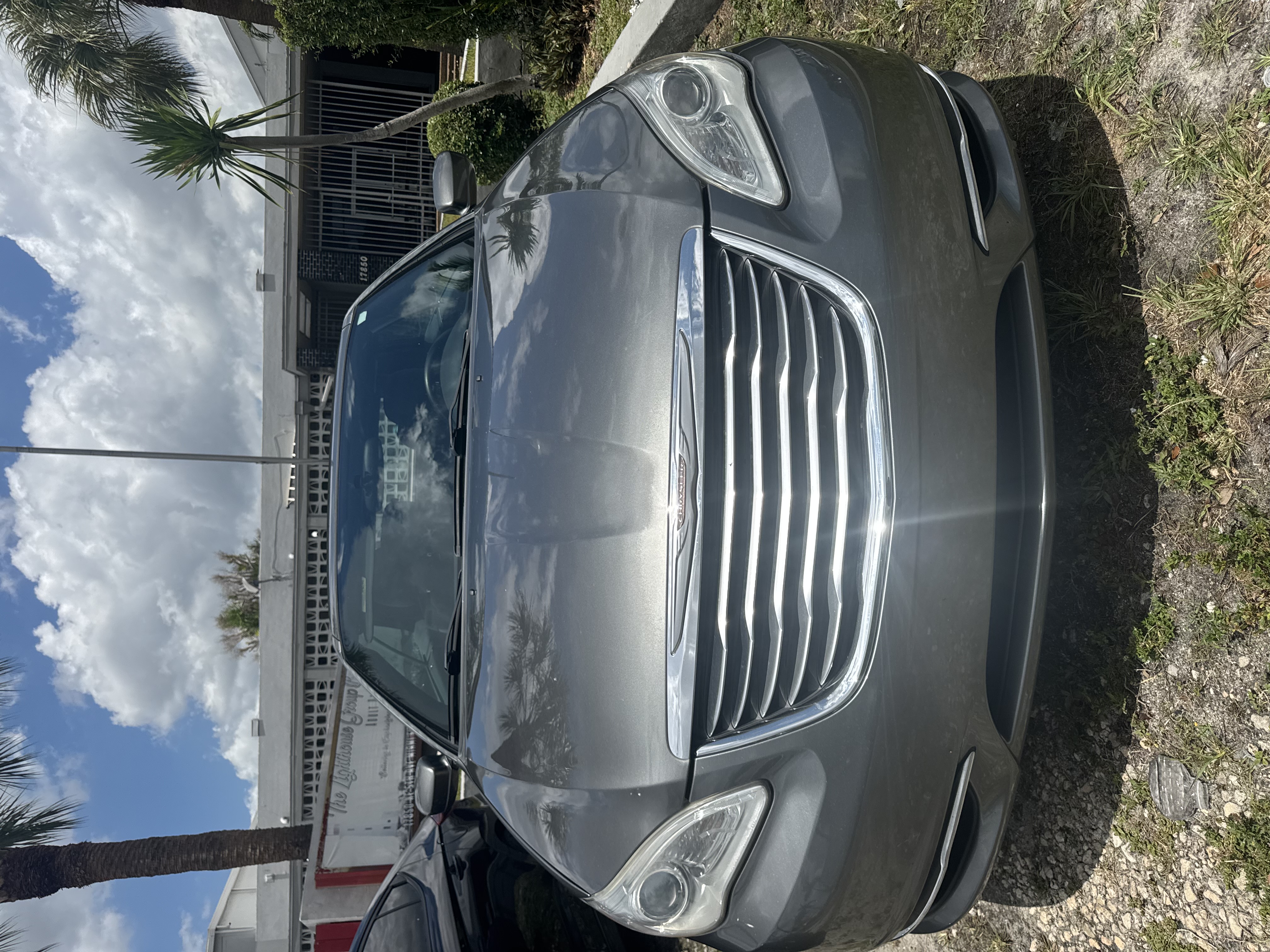 Used 2012 Chrysler 200 Touring FWD image 8