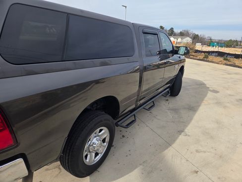 Used 2014 RAM 2500 Tradesman w/ Chrome Appearance Group image 4