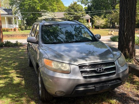 Used 2007 Hyundai Santa Fe Limited FWD image 1