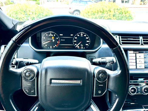 Used 2014 Land Rover Range Rover Supercharged image 6