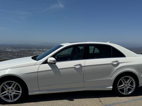 Used 2011 Mercedes-Benz E 550 Sedan image 8