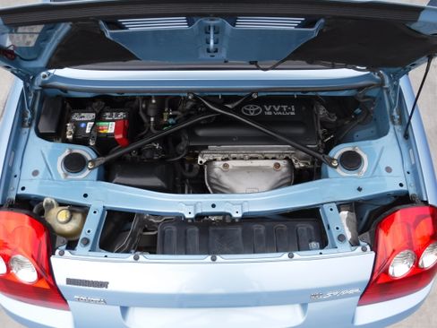 Used 2003 Toyota MR2 RWD image 13