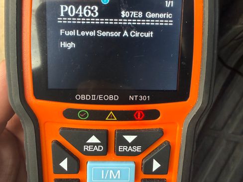 Used 2013 Dodge Charger SE w/ Connectivity Group image 12