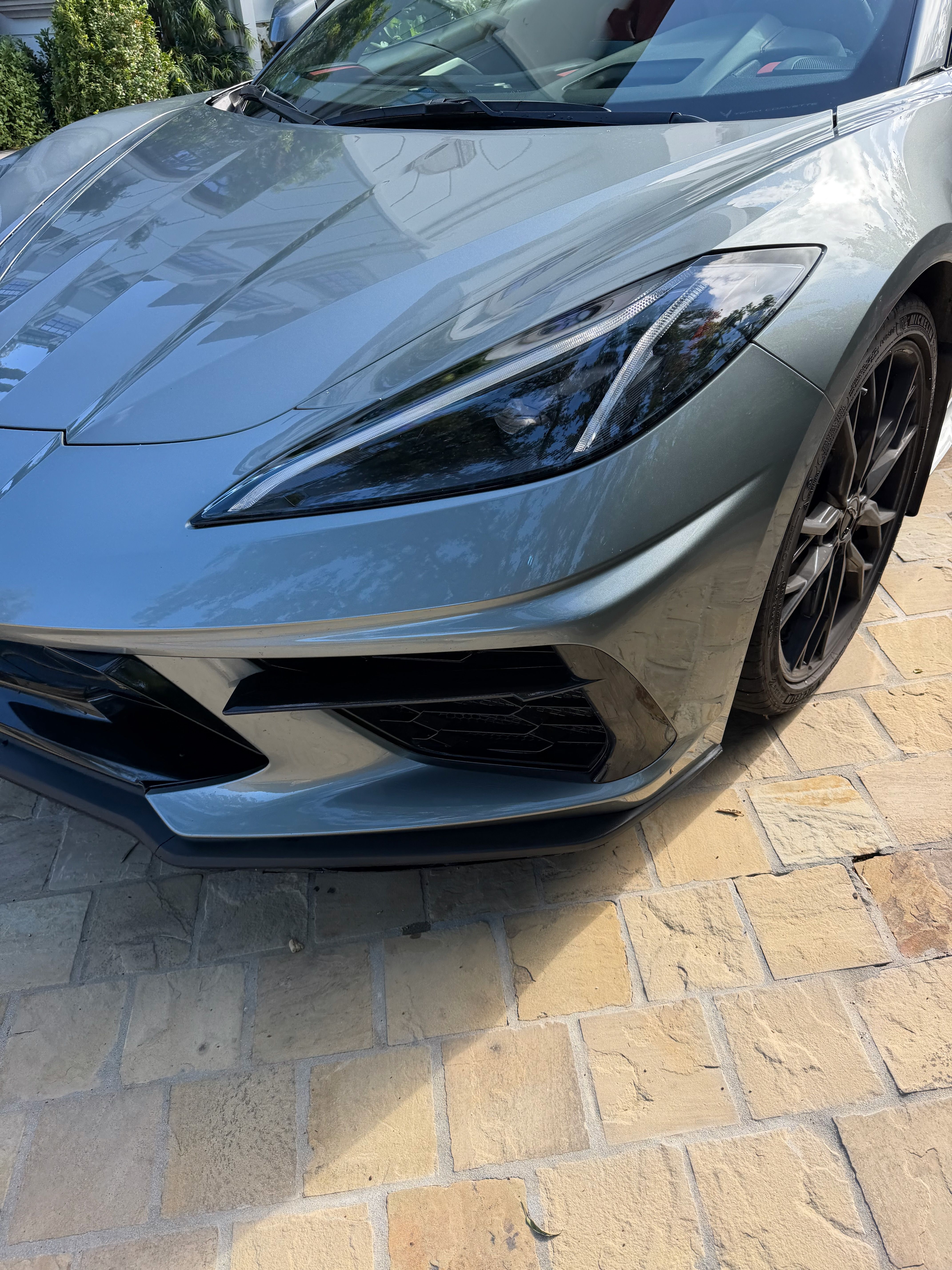 Used 2023 Chevrolet Corvette Stingray Preferred Cpe w/ Z51 Performance Package RWD image 2
