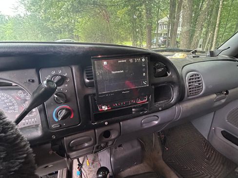 Used 2001 Dodge Ram 1500 Truck 4x4 Regular Cab image 9