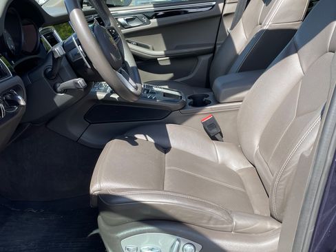 Used 2017 Porsche Macan S image 13