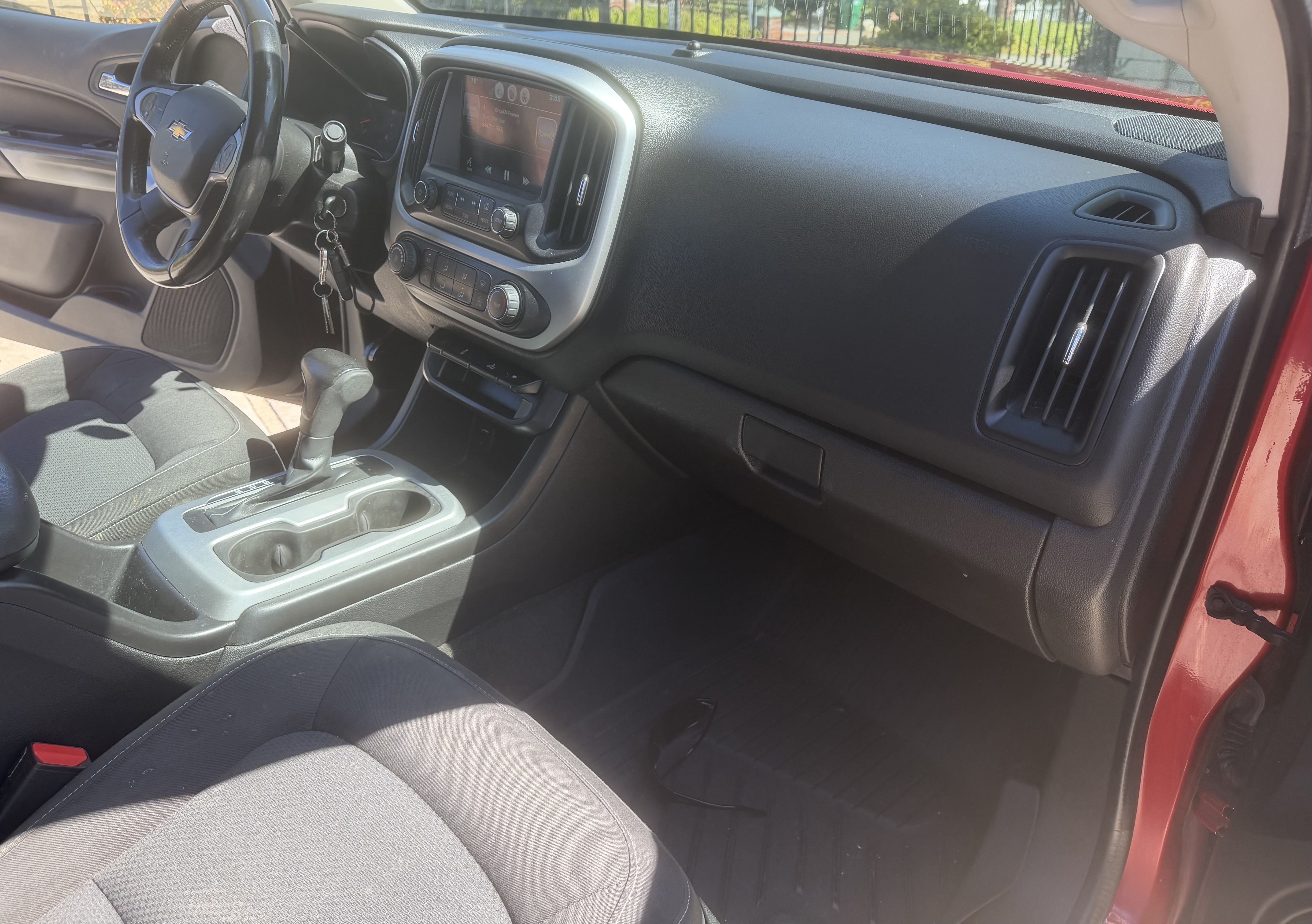 Used 2015 Chevrolet Colorado LT w/ LT Convenience Package RWD image 11