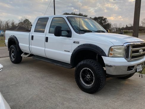 Used 2002 Ford F250 4x4 Crew Cab Super Duty image 1