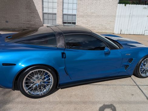 Used 2010 Chevrolet Corvette ZR1 w/ Preferred Equipment Group image 9