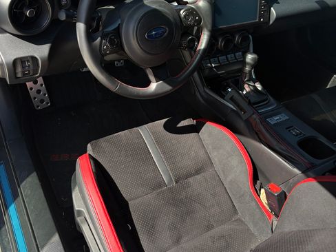 Used 2025 Subaru BRZ Limited image 9