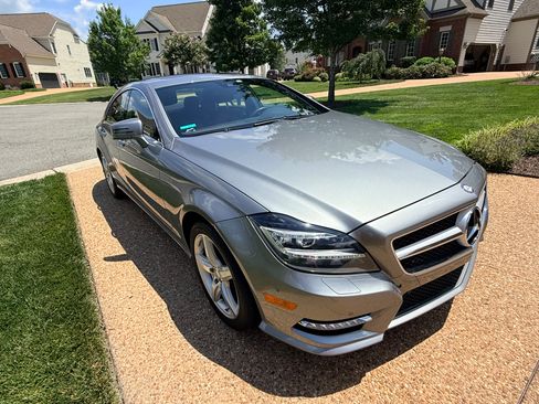 Used 2013 Mercedes-Benz CLS 550 image 2
