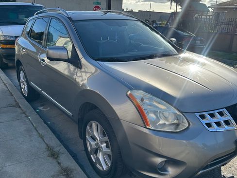 Used 2012 Nissan Rogue SL image 5