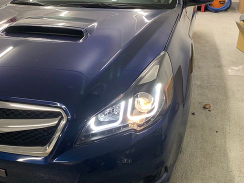 Used 2010 Subaru Legacy 2.5GT Premium AWD/4WD image 2