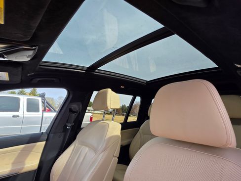 Used 2021 BMW X7 xDrive40i w/ Premium Package image 20