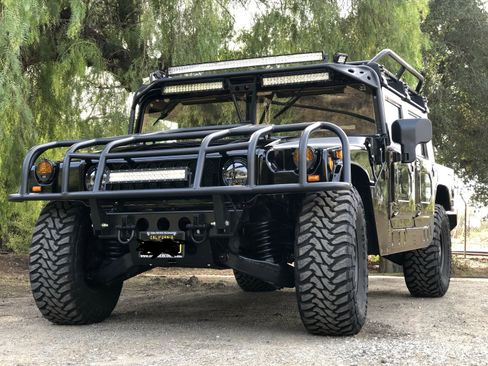 Used 1996 HUMMER H1 4-Door Hard Top image 6