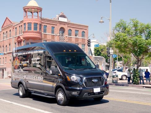 Used 2024 Ford Transit 350 XLT image 15
