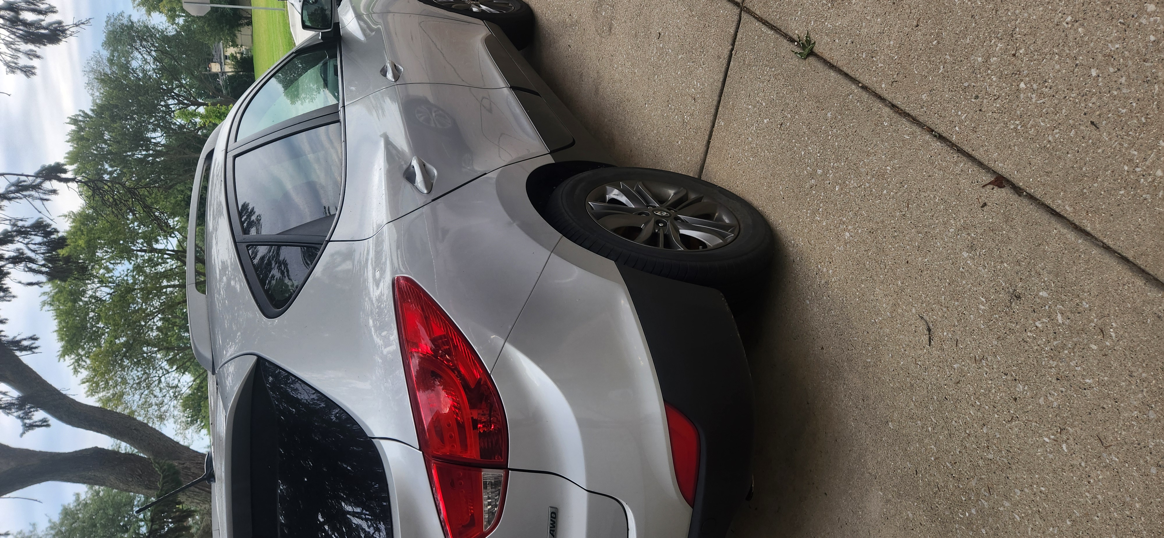 Used 2014 Hyundai Tucson SE AWD/4WD image 4