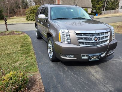 Used 2013 Cadillac Escalade ESV Platinum