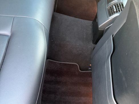 Used 2014 Mercedes-Benz E 350 E 350 4MATIC Sedan 4D image 14