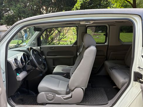 Used 2009 Honda Element EX image 6