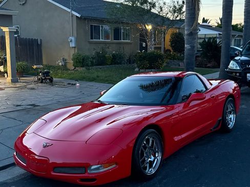 Used 2002 Chevrolet Corvette Z06 RWD image 4