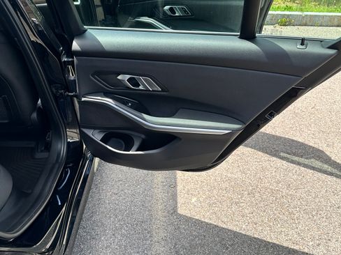 Used 2019 BMW 330i xDrive Sedan w/ Driving Assistance Package AWD/4WD image 12