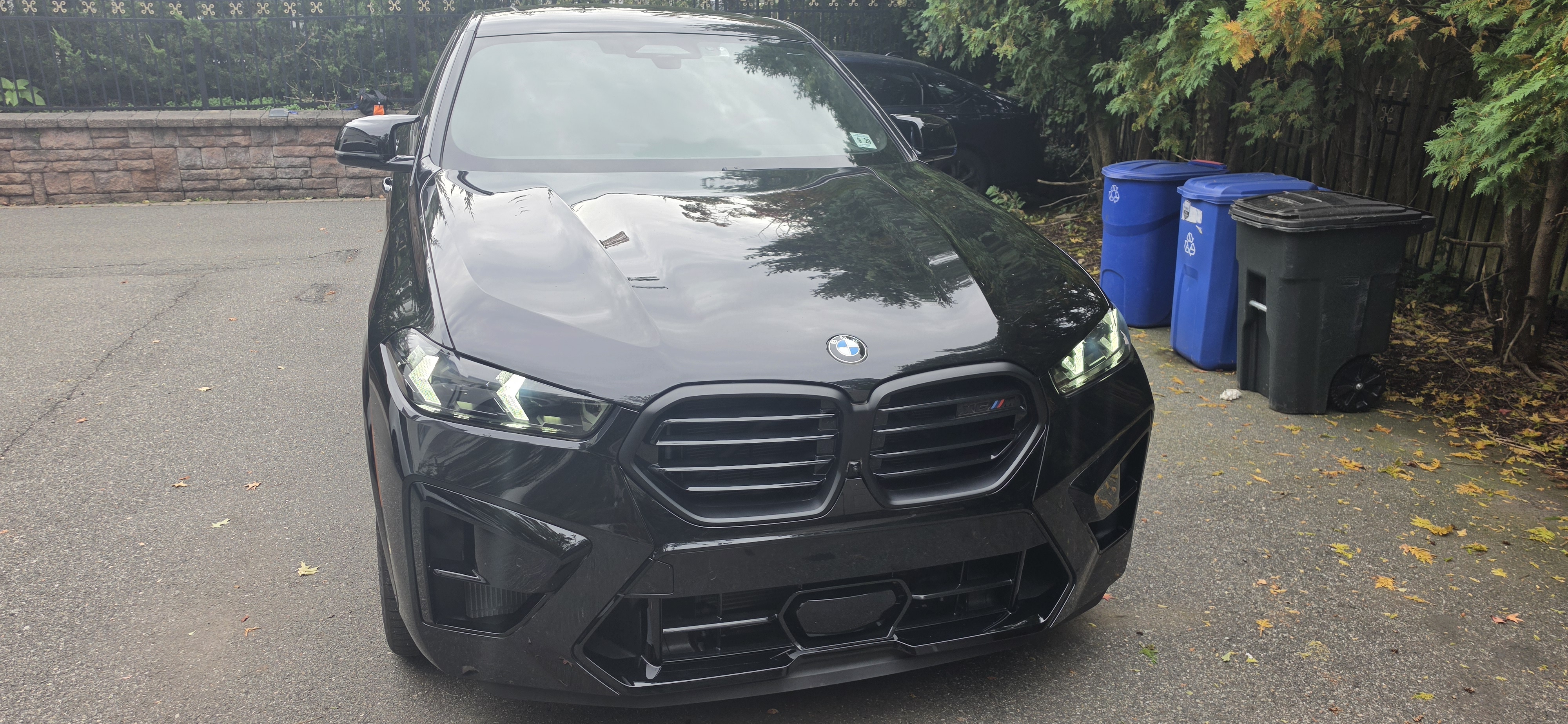 Used 2025 BMW X6 M Competition w/ Executive Package AWD/4WD image 4