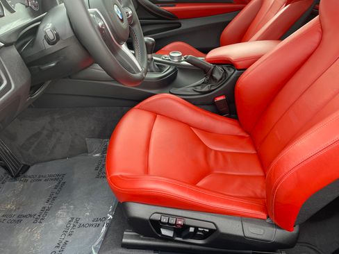 Used 2015 BMW M4 Coupe 2D image 9