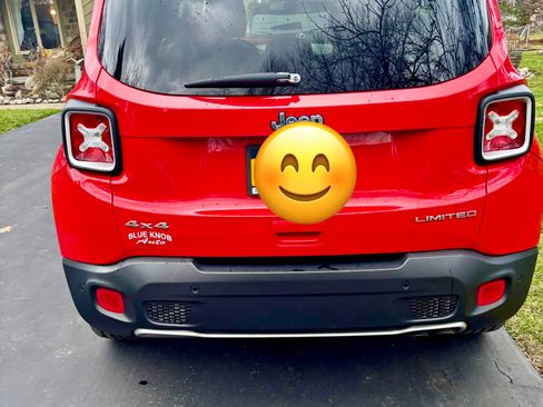 Used 2018 Jeep Renegade Limited w/ UConnect 8.4 Nav Group image 5