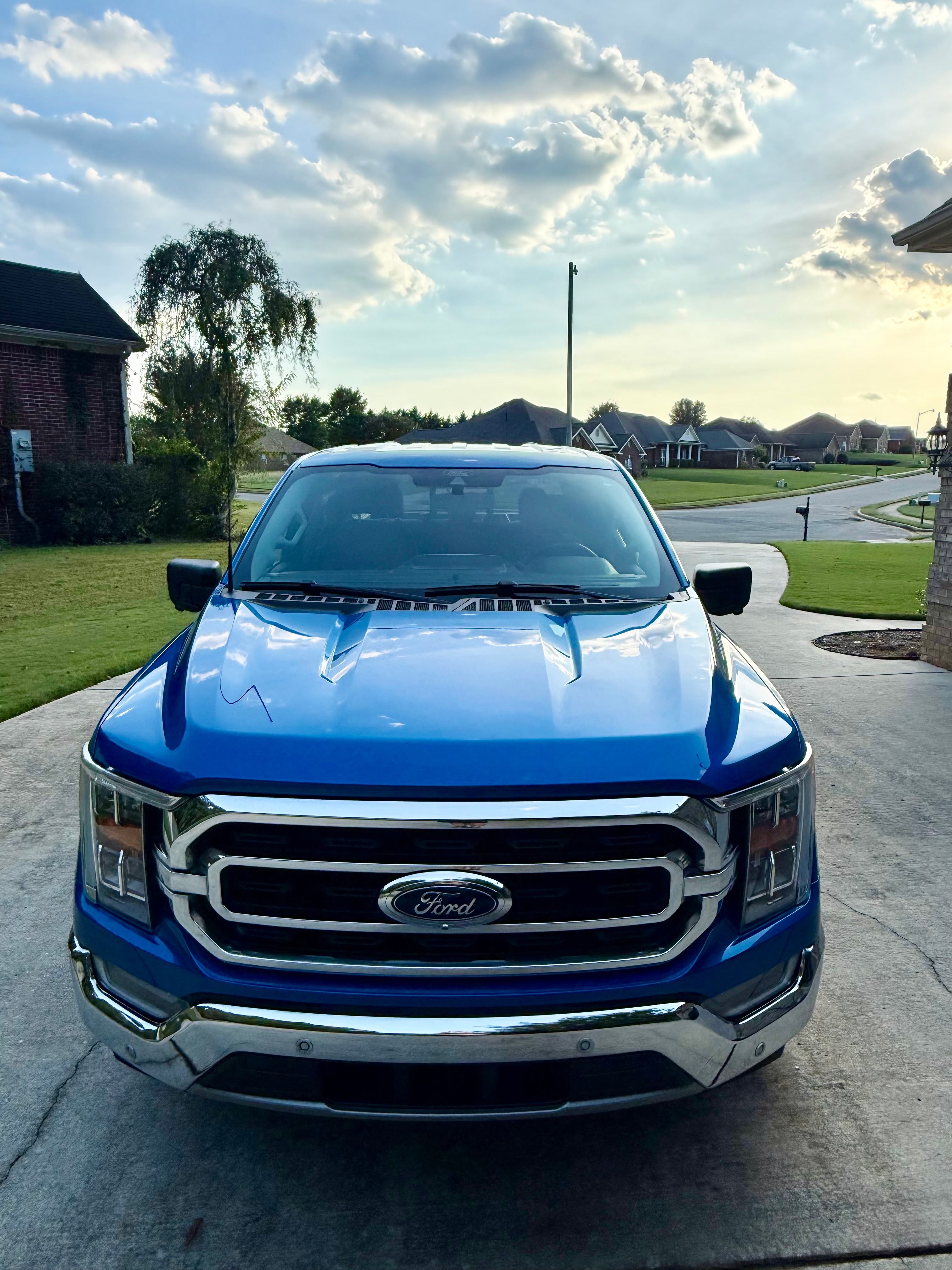 Used 2021 Ford F150 XLT w/ Equipment Group 302A High RWD image 12