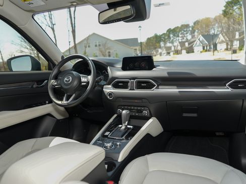 Used 2019 MAZDA CX-5 Grand Touring image 17