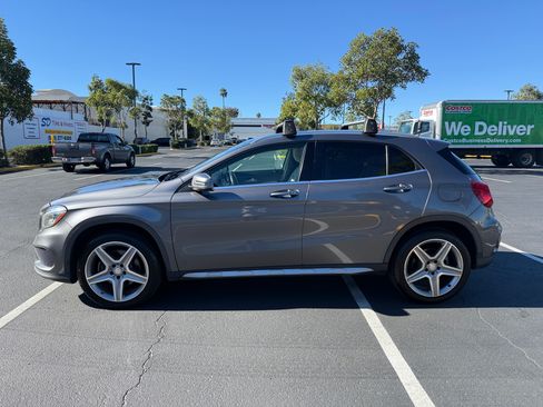 Used 2017 Mercedes-Benz GLA 250 4MATIC image 8