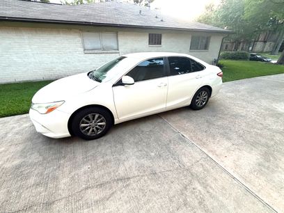 Used 2015 Toyota Camry LE
