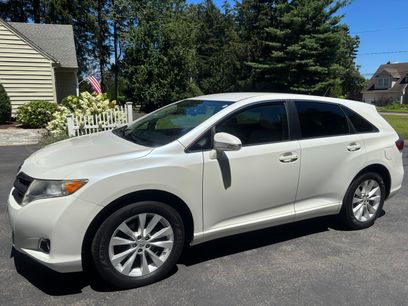 Used 2014 Toyota Venza LE