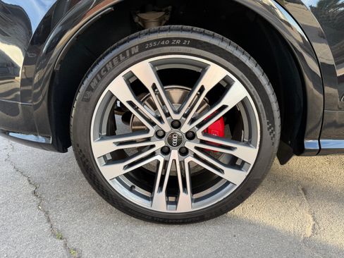 Used 2018 Audi SQ5 Premium Plus w/ S Sport Package image 13