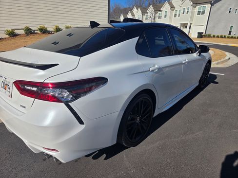 Used 2023 Toyota Camry XSE image 6