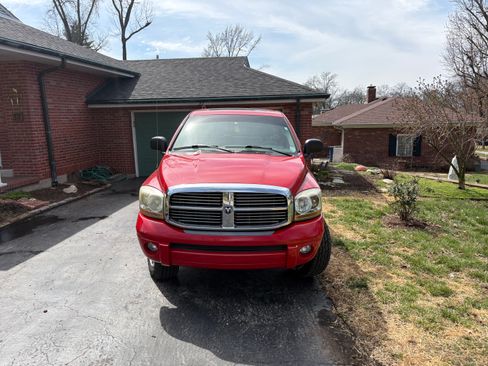 Used 2006 Dodge Ram 1500 Truck Laramie image 2