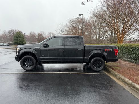 Used 2015 Ford F150 XLT w/ Equipment Group 302A Luxury image 4