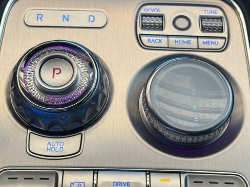 Used 2024 Genesis G90 3.5T image 11