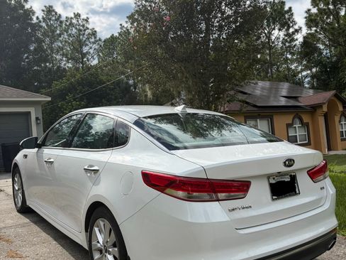 Used 2016 Kia Optima EX FWD image 6