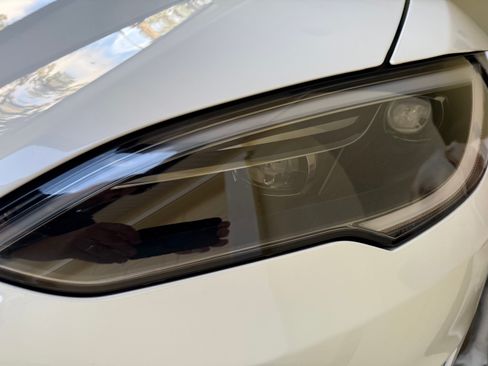 Used 2023 Tesla Model S Plaid AWD/4WD image 4