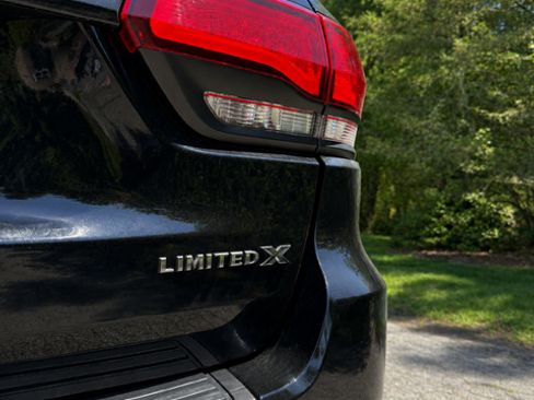Used 2020 Jeep Grand Cherokee Limited X AWD/4WD image 5
