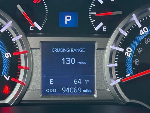 Used 2015 Toyota 4Runner SR5 Premium image 18