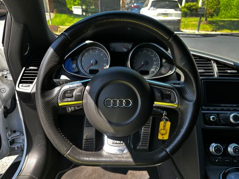 Used 2010 Audi R8 V8 AWD/4WD image 27